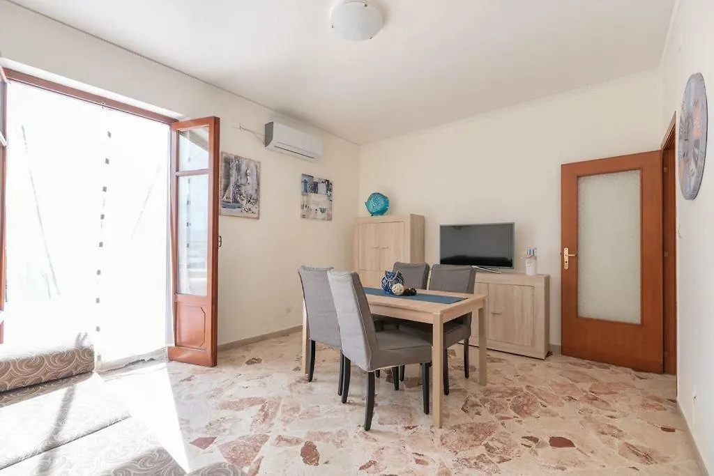Ferienwohnung La Terrazza Sul Mare Casa Vacanze Mondello Apartment